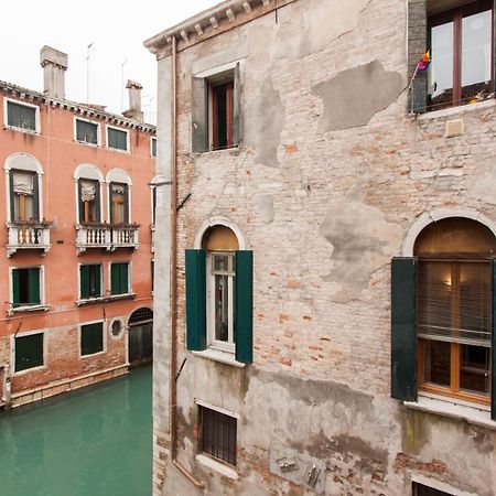 Explore Venice From A Sophisticated Hideaway In San Polo المظهر الخارجي الصورة