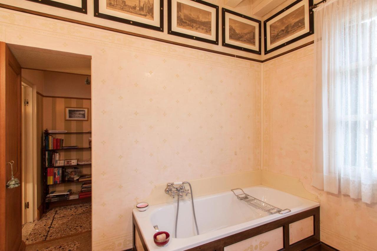 Explore Venice From A Sophisticated Hideaway In San Polo المظهر الخارجي الصورة