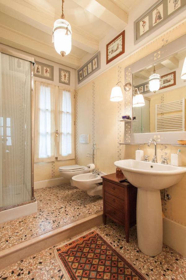 Explore Venice From A Sophisticated Hideaway In San Polo المظهر الخارجي الصورة