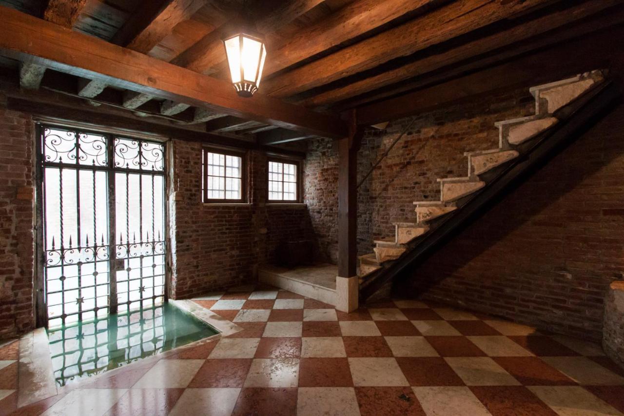 Explore Venice From A Sophisticated Hideaway In San Polo المظهر الخارجي الصورة
