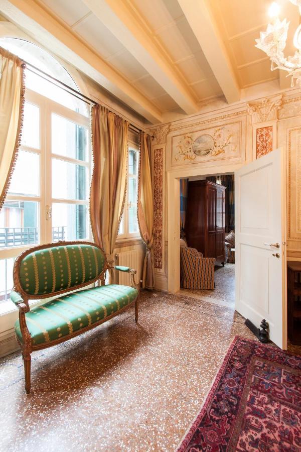 Explore Venice From A Sophisticated Hideaway In San Polo المظهر الخارجي الصورة